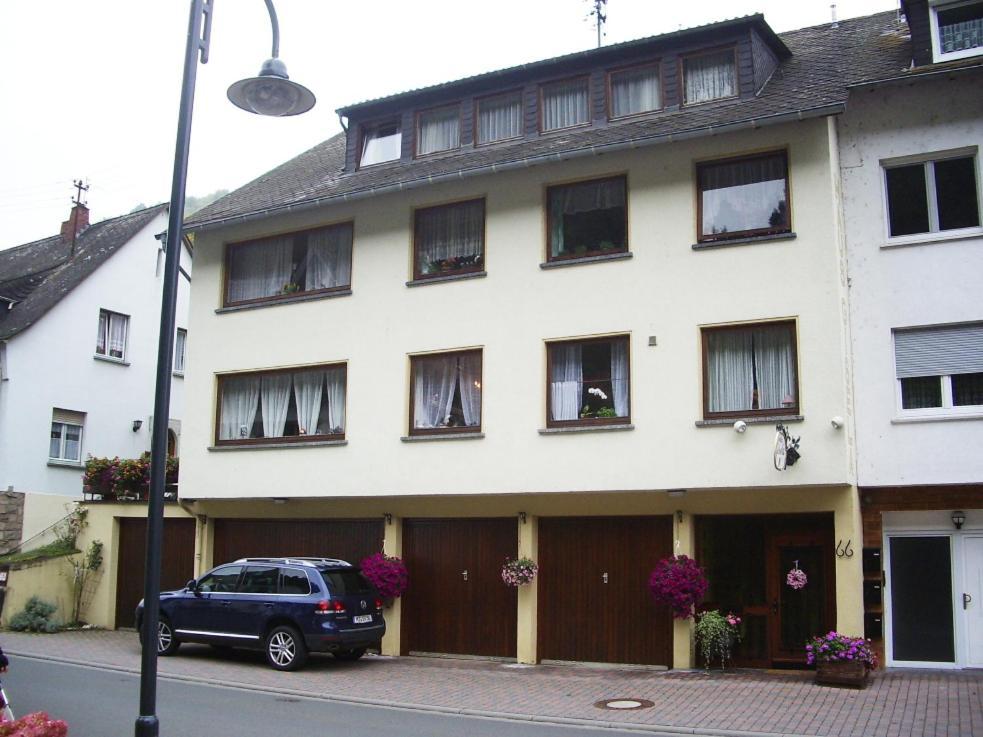 Ferienwohnungen Haus Gisela - Unterkunft Schlossberg Bacharach Exterior foto